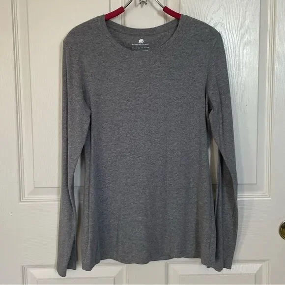 Banana Republic Long Sleeve Crewneck Cotton Blend T-Shirt, Medium - Picture 4 of 9